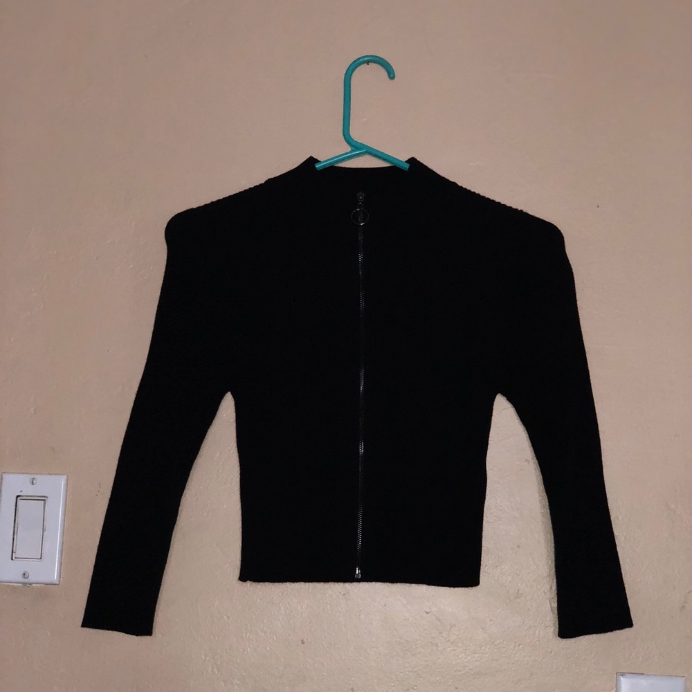 Forever 21 zip up crop top